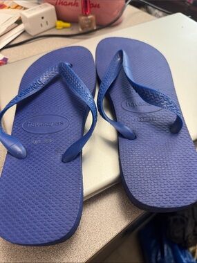 Havaianas Women’s Royal Blue Flip Flops - Classic Thong Sandals